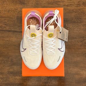 Nike Free RN Flyknit Women’s 9